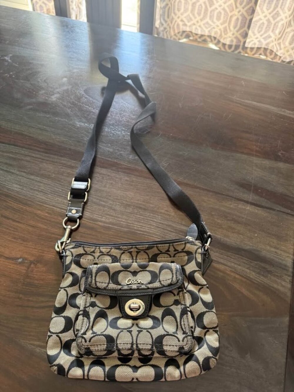 Coach Penelope Signature Turnlock Swingpack Crossbody Bag - Black & Grey